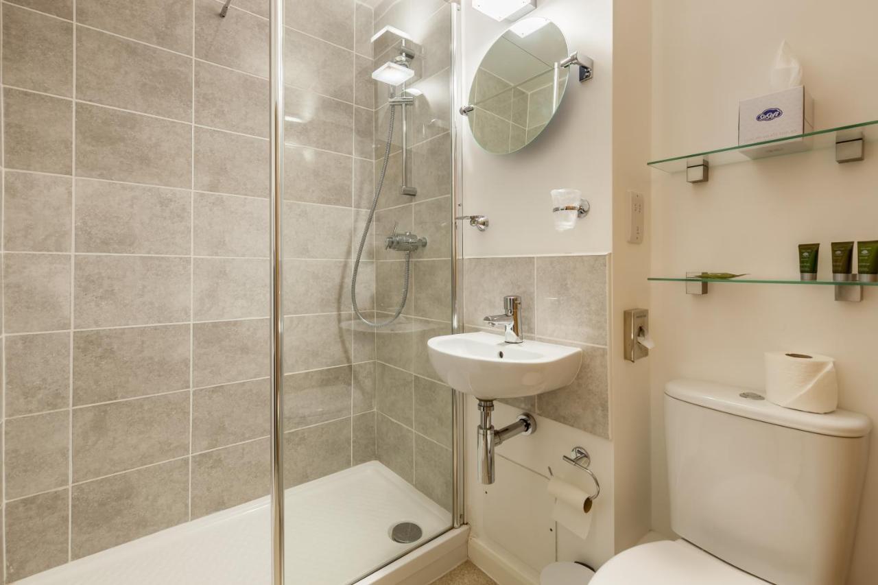 Lane End Hotell High Wycombe Eksteriør bilde