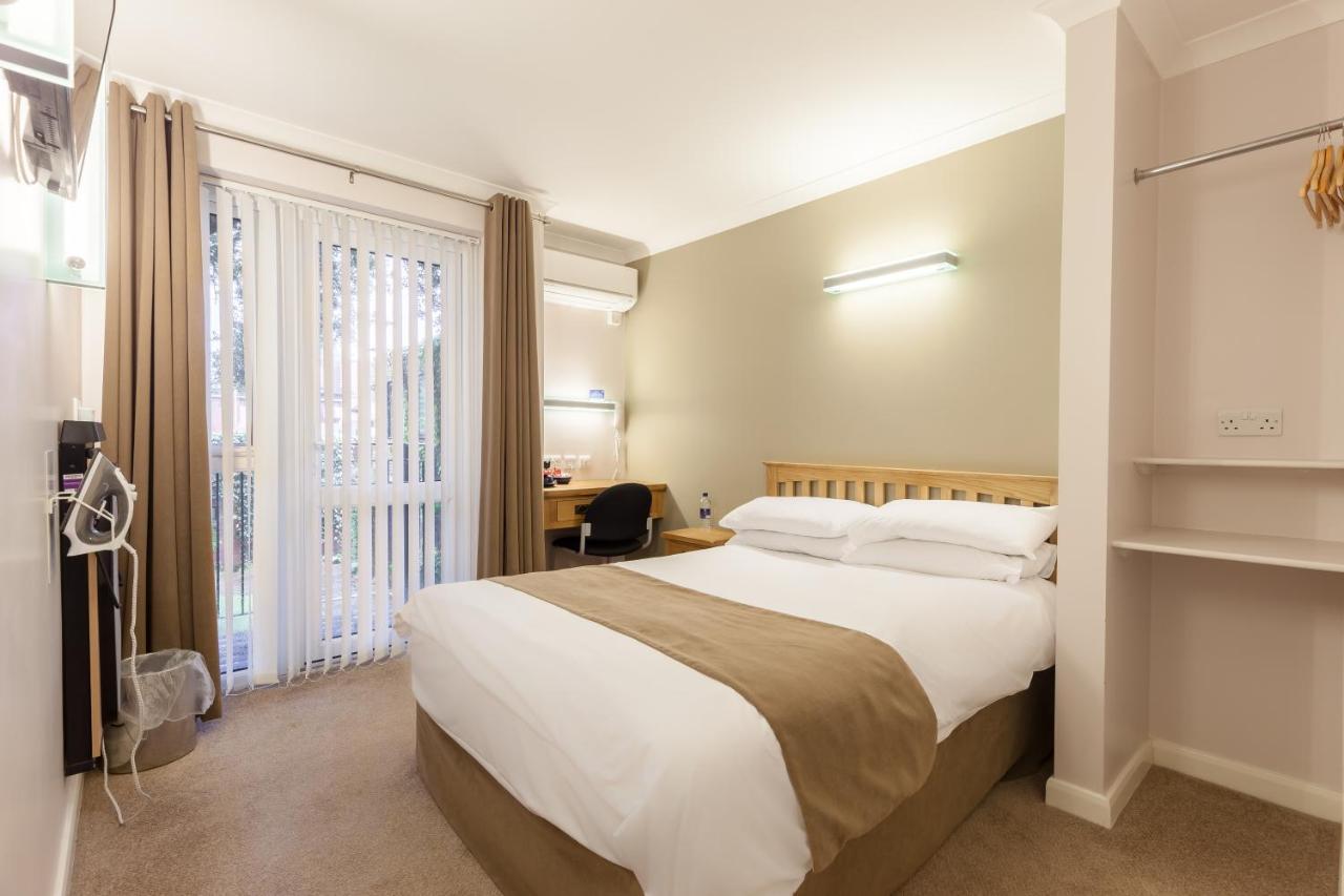 Lane End Hotell High Wycombe Eksteriør bilde