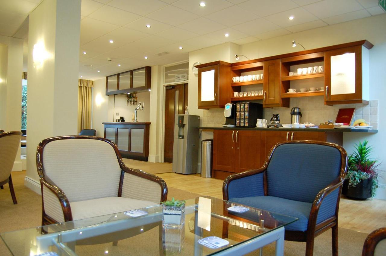 Lane End Hotell High Wycombe Eksteriør bilde